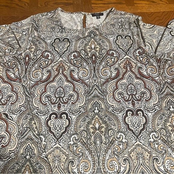 Cocomo Woman Paisley Print Tulip Split Hem Short Sleeve Tunic Top Sz 2X Stretchy - Picture 7 of 15